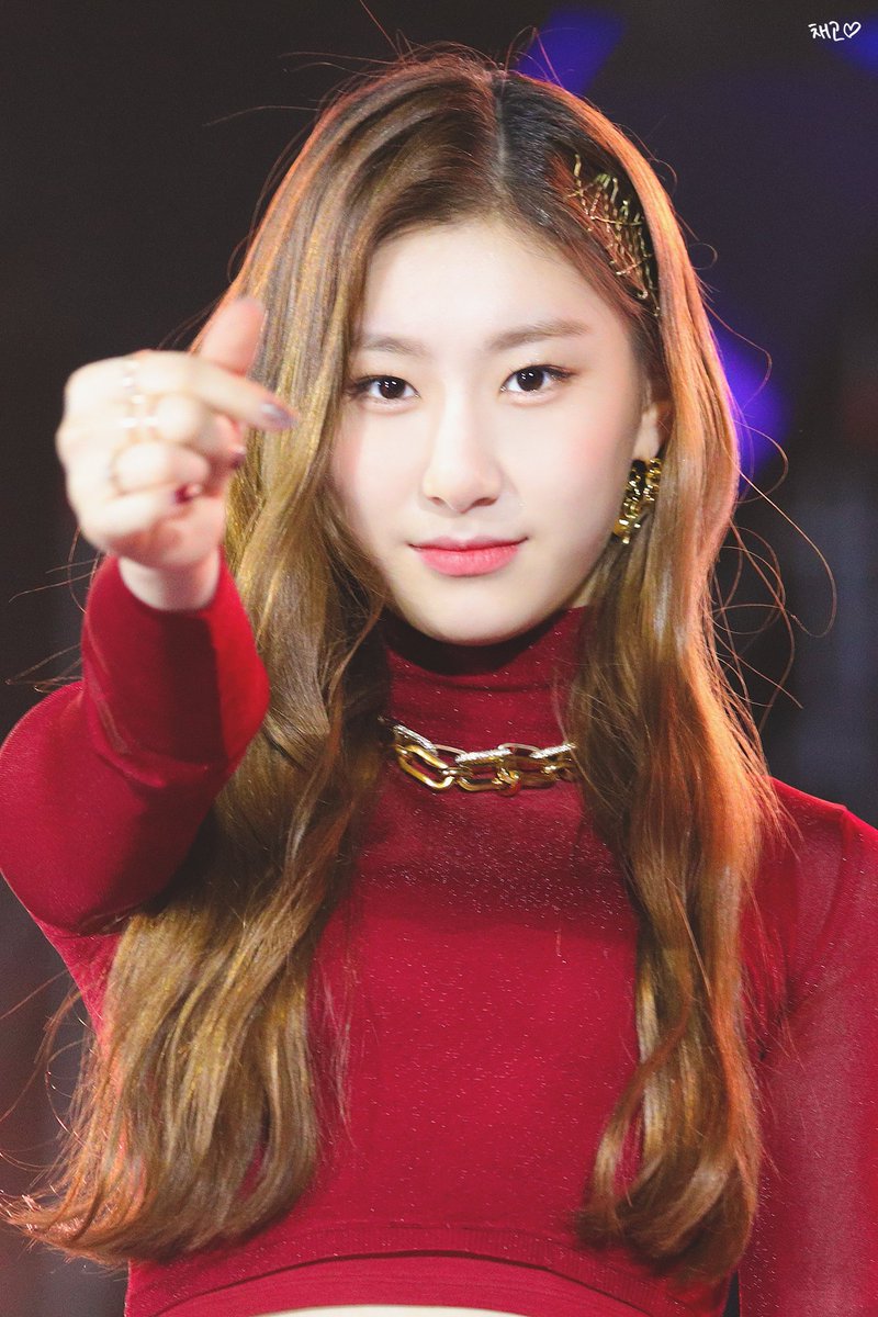 chaerypics's tweet photo. absurdly gorgeous https://t.co/vdy8kl7g6a