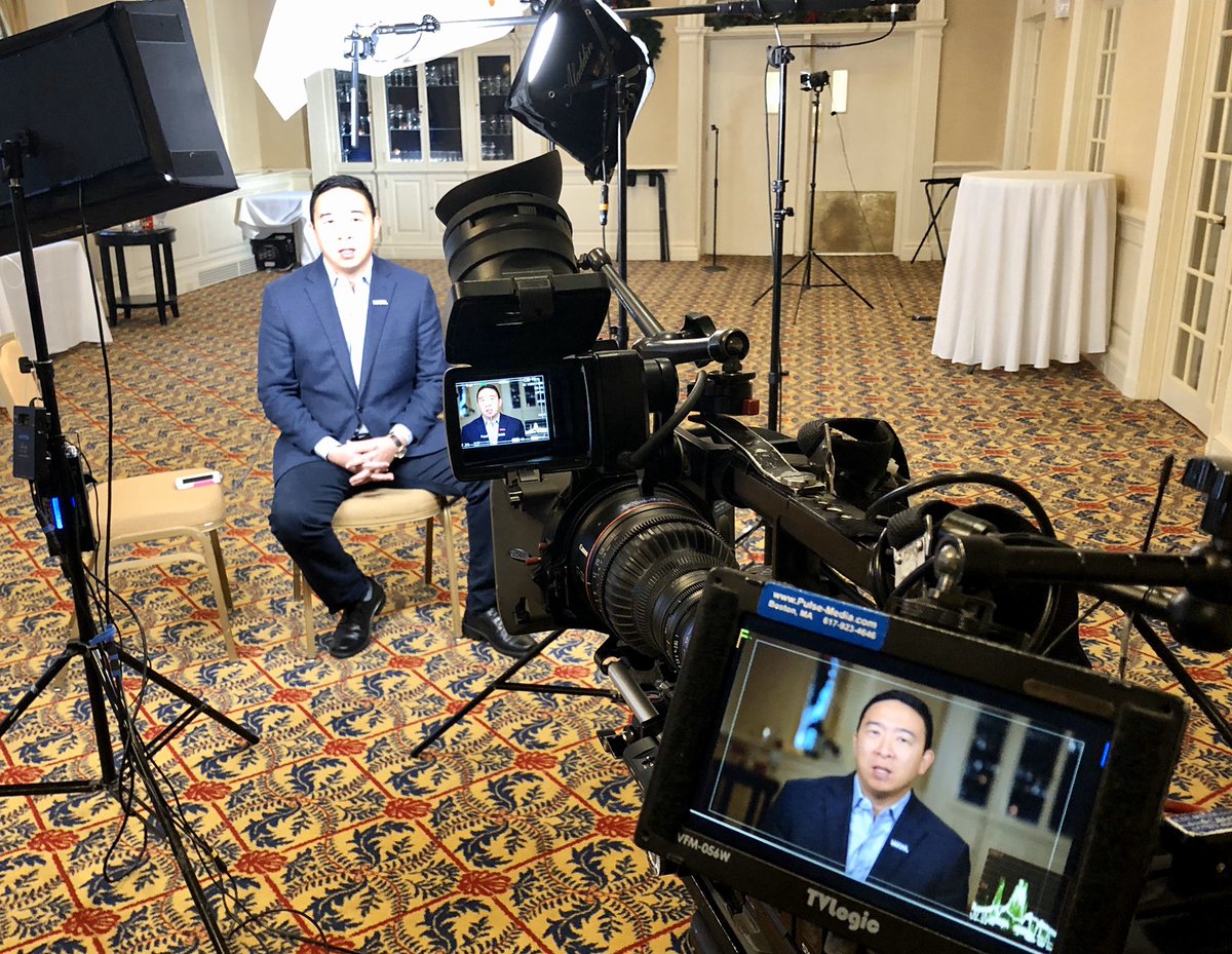 walterbirdjr's tweet photo. @AndrewYang ready for CNN interview for interview from #ExeterInn #YangGang2020 #YangGang https://t.co/LNW5TyoHbX