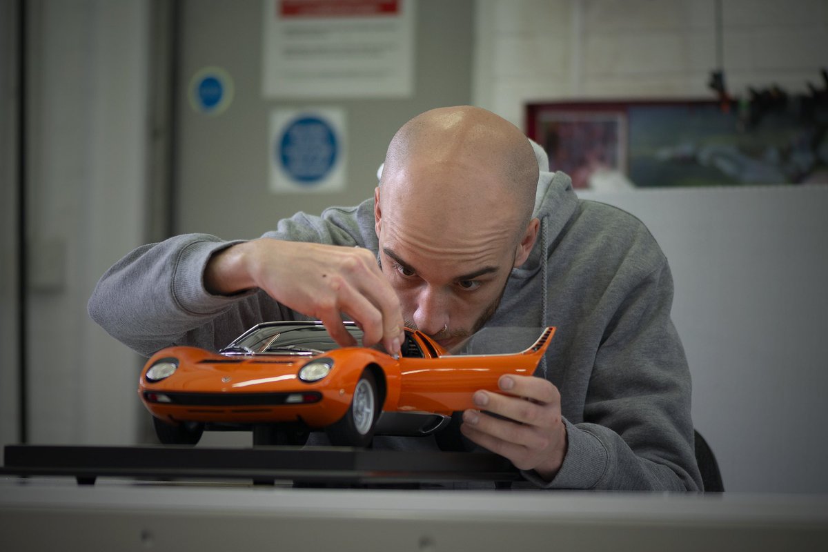 amalgamofficial's tweet photo. With the year drawing to a close, we are taking to time to reflect on the busy year we have had in our workshops. #BehindtheScenes #ModelFerrari #Perfection #PerfectReplica #HandMade #Handcrafted #ModelMaking #ModelMaker #Throwback https://t.co/fjygcYzxQB