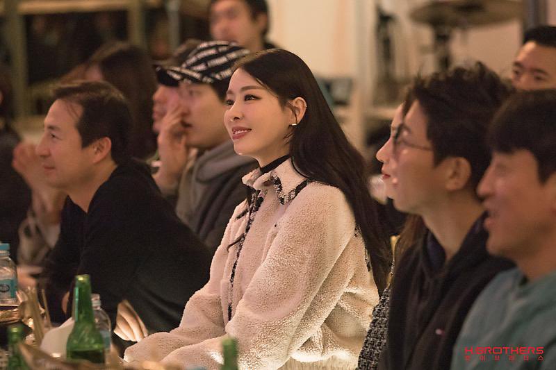 화이 송년의 밤 포스트 이다희