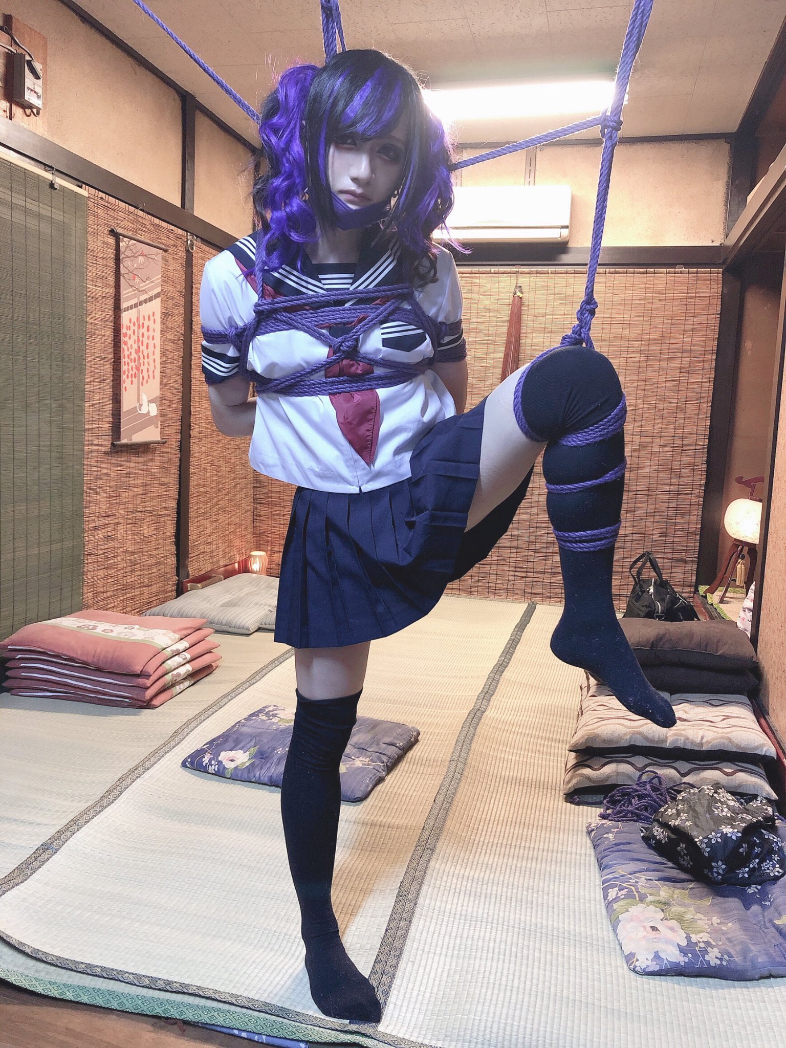 女装セーラー服猿轡緊縛 #2019年1月の自分に言っても信じない事発表会 自分が縛られた画像をアップする。  亀甲縛りでライブする。 口枷をつけて自撮りする。 良いお年を。 #2019年自分が選ぶ今年の4枚 #2019年を振り返る #V系 #緊縛 #縄 #縛り  #拘束 #セーラー服 #制服 ...