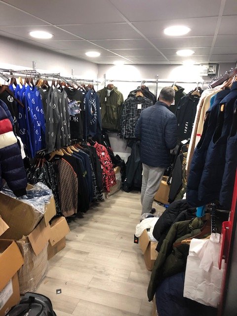 Result! ACG &amp; member reps joined forces with <a href="/bhamts/">Trading Standards</a> &amp; CENTSA RIT on #OpBEORMA raid actions in #Birmingham yesterday. Partnership working to remove high end #COUNTERFEIT goods from the High St. A huge thank you to all involved @the_NMG <a href="/realdealmarkets/">realdealmarkets</a> <a href="/CTSI_UK/">Chartered Trading Standards Institute (CTSI)</a> <a href="/BhamCityCouncil/">Birmingham City Council</a>