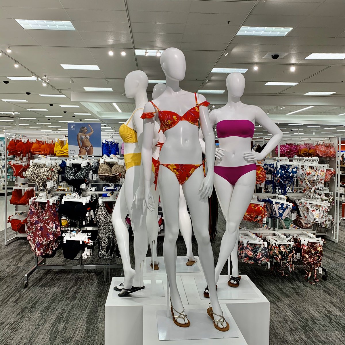 DrzymalaStephen's tweet image. Always ready for #beach at your #ClearwaterTarget #beachseason 👙 #swimwear #swimsuits ... Style TL Emily and our new consultant Maria did an amazing job setting our swim floor pad! @Cynthiagallo7 @VisualMiami @CCasarez1 @aldenkooken ☀️