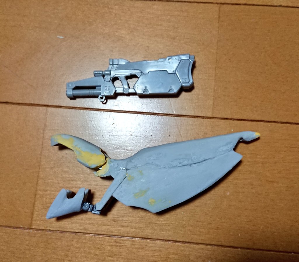 Aldnoah__0's tweet photo. 年越す前にステイギス進捗をば…
色々あってほとんど進んでなかったけどウイングパーツはこんな感じ

ウイングの上顎部分が動くと上のパーツと干渉するのが悩みの種

#アルドノアゼロ 
#ALDNOAH_ZERO https://t.co/tcTa8Wy5ZQ