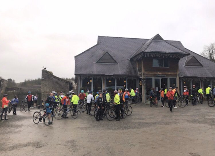 Big shout out to everyone who turned out today and supported and helped in every-way 👏🎉 brilliant morning and early happy new year to all 🥂👍👍🚴🏼‍♀️🚴‍♂️