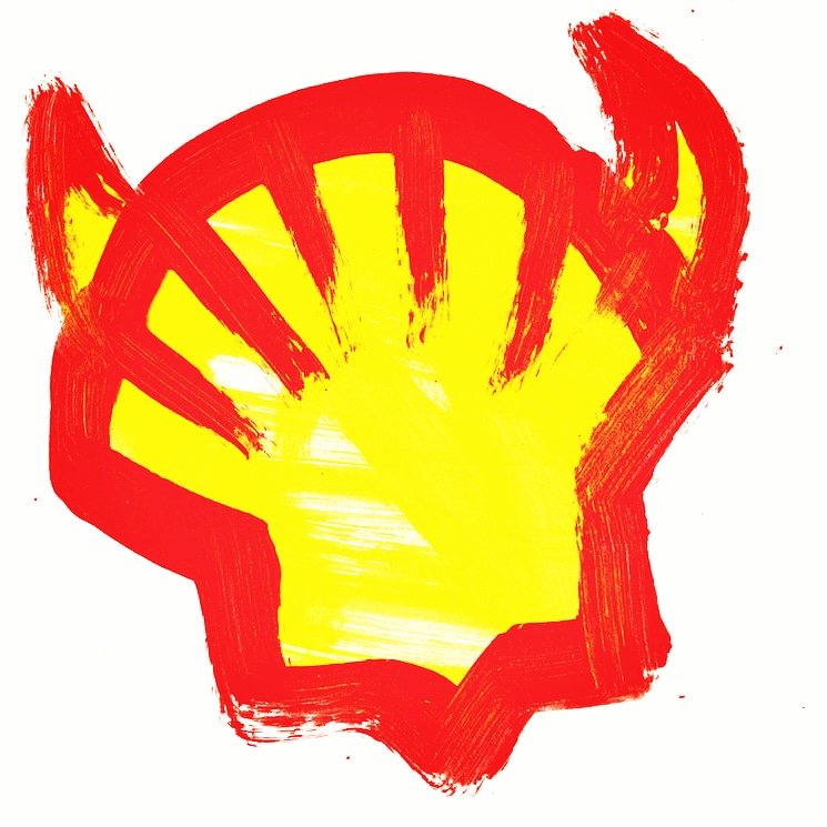 ShellOutOfSci's tweet photo. @ArtNotOil @britishmuseum Been a great year, also a success in the North with our campaign against Shell https://t.co/VkeN79D5Ls
