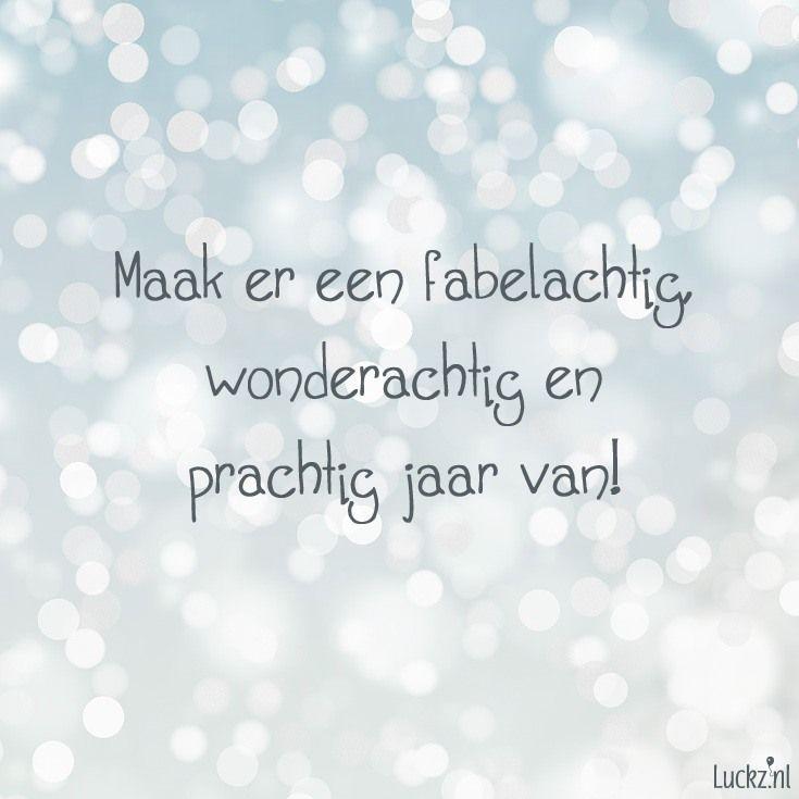 de_uil's tweet photo. Wij wensen iedereen alvast een mooi uiteinde, veel geluk, liefde en  gezondheid in 2020. https://t.co/gDWKpYkPKP