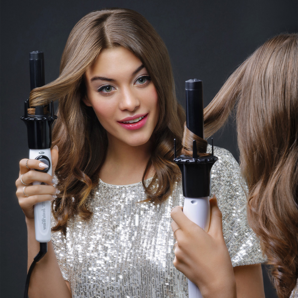KissProducts's tweet photo. Absolutely No one:
Me: No bad hair days in 2020 that’s for sure!!!!! 😂💕
#instawave101 #nobadhairdays #instacurl #hairtools #haircurler #wavyhair #curlyhair #longhairdontcare #kisshairtools https://t.co/CoLxHsO7ds