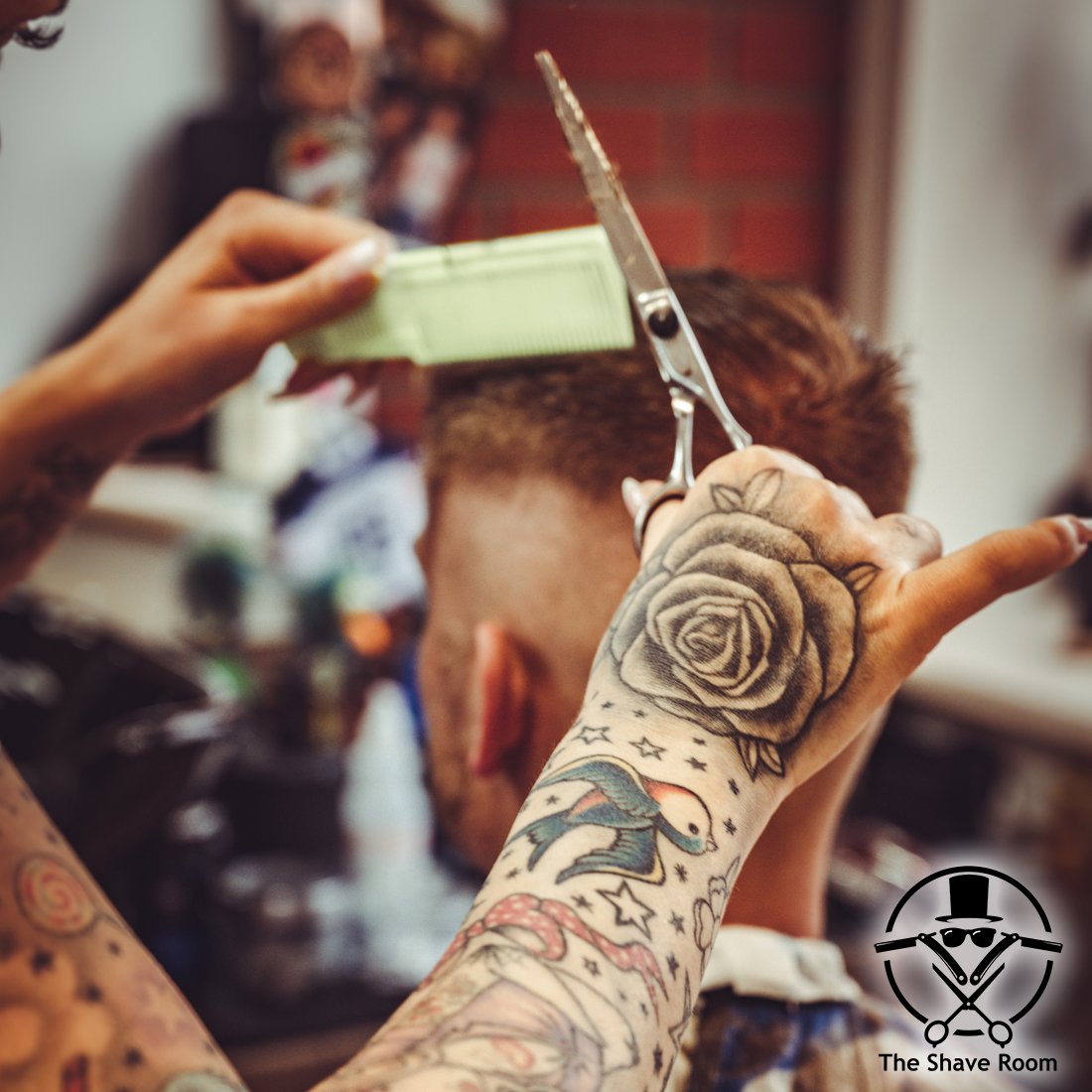 Hustle ♦ Grind ♦ Goals

theshaveroom.com⠀
___________________________⠀
#barber #barbers #barbergame #barbergang #barberlife #barbershop #barbershopconnect #barbero #barbering #barbernation #barberart #barberstyle #barberinctv #barberworld #barberlifestyle #barberpost