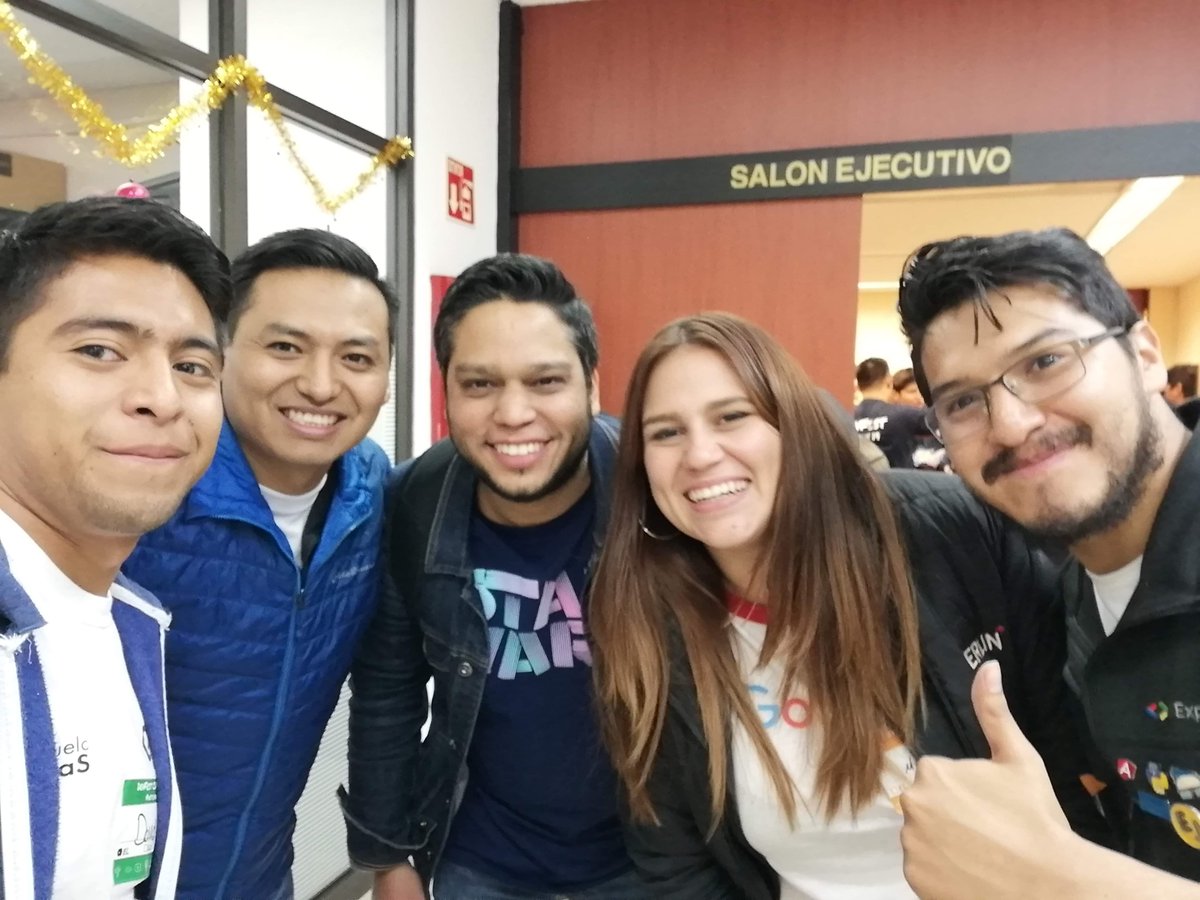dfloresdev's tweet photo. Al día siguiente asistí al #devFestCdmx, un evento increíble donde conocí a developers chingones, más sobre cloud y la nueva generación de esta chingona comunidad
[16/20] https://t.co/QT58ofqiUk
