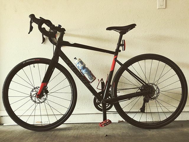 dbwilldo's tweet image. Finishing the year with 2302 miles, the decade with about 7k. #myspecialized #fitness #fromwhereiride ift.tt/2ZGKAVV