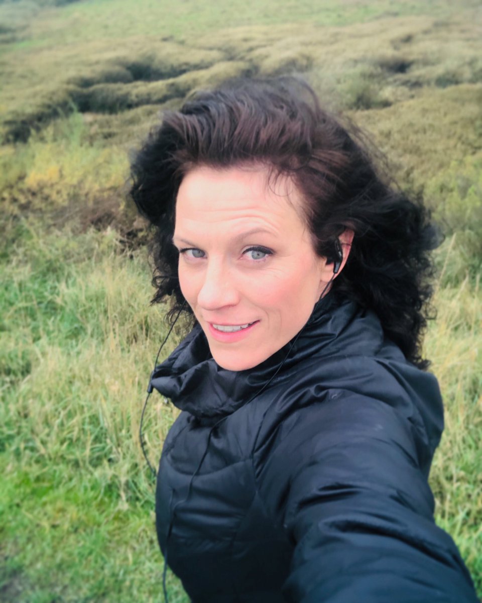lindschurchill's tweet photo. 2020, I’m coming for you!! 

#NewYearChallenge #postive #determination #beyourself #nofear #iamready https://t.co/FsPGQeAFwW