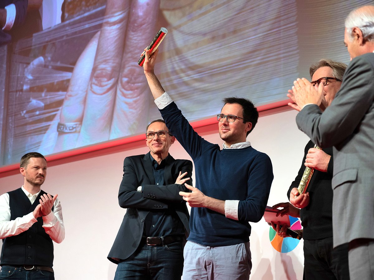 2019 was a very intense and exciting year at Noir Vif.
We wish you all the same and even more for 2020!
.
photo: J. Picon / Saywho / Fondation Bettencourt Schueller
