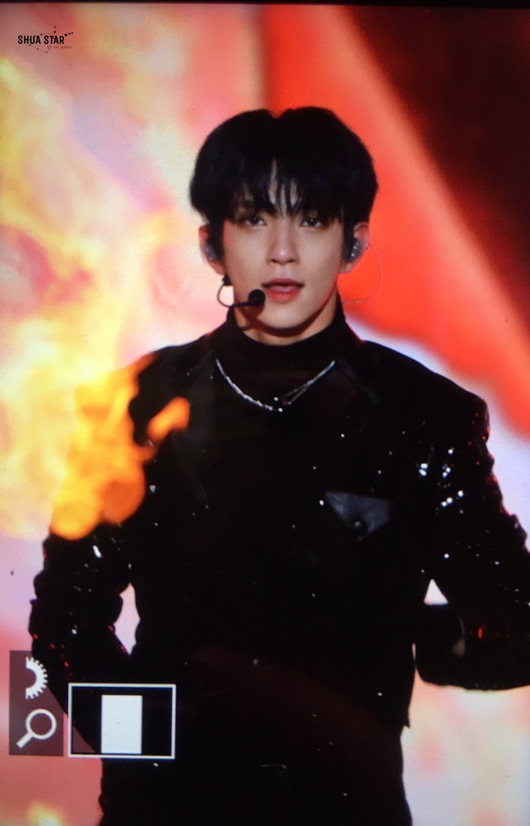 hongyoon_kings's tweet photo. Look, I have something very important to say. Joshua Hong is fucking hot, boi is he messing with me these days https://t.co/9KWi1Lkqzk