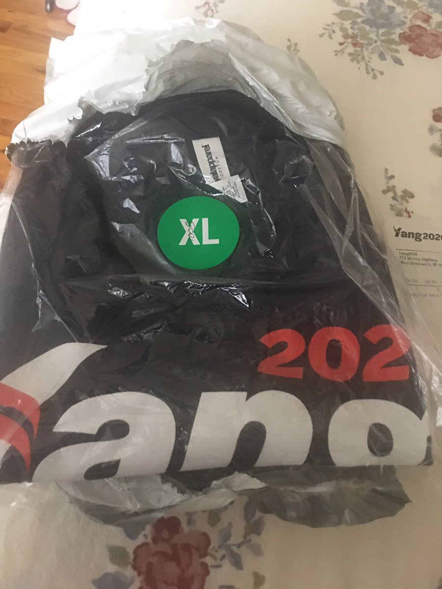 Infinity4life's tweet image. Eeeeeeeee (scream like a little girl)my first #Yang2020 T-shirt. #YangMerch #NewYear