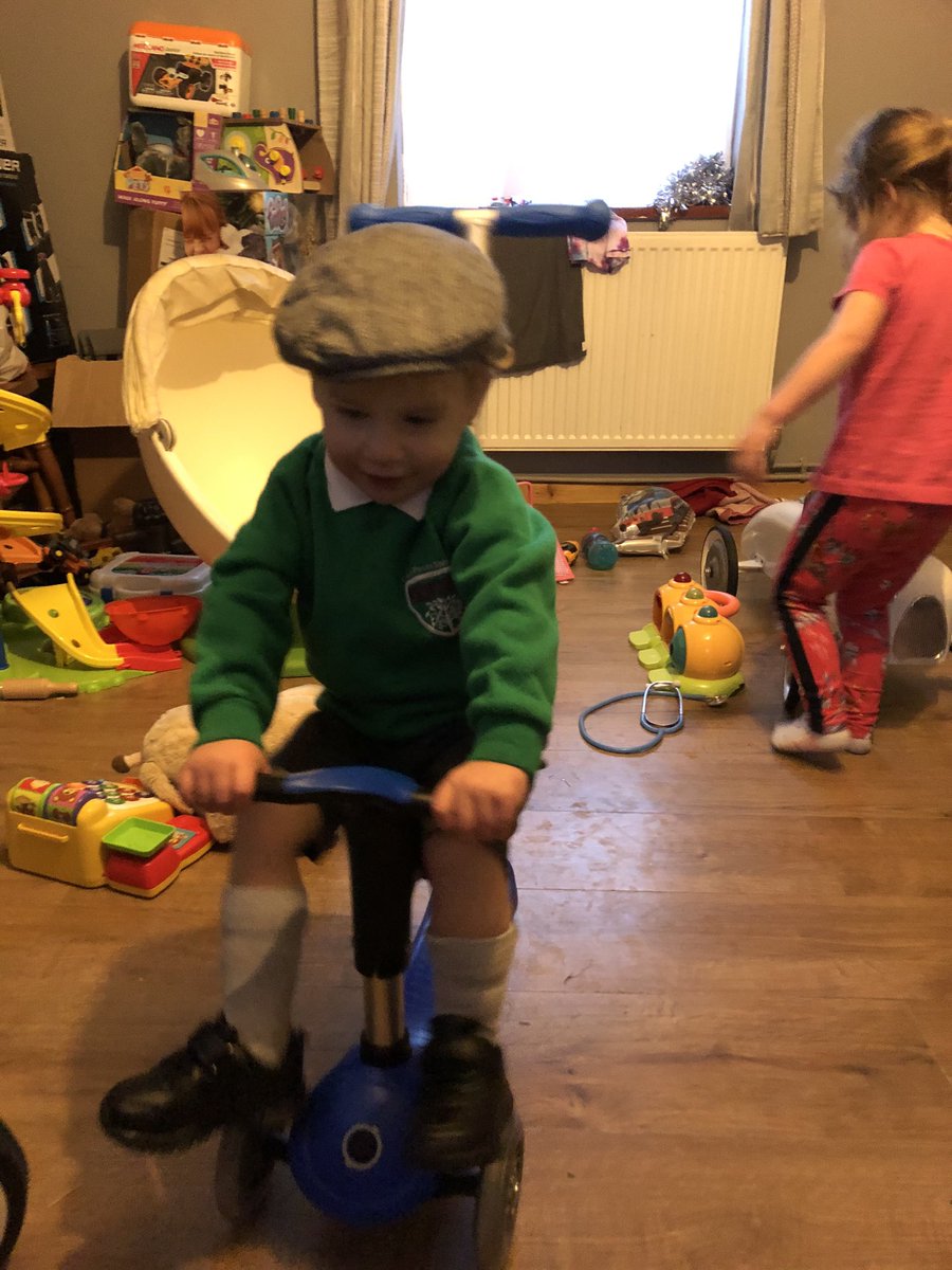 emmas0911's tweet photo. Ok so he wouldn’t stand still and he has the wrong socks on but how cute does Reggie look in his uniform. Starting school Monday. 😳😳. @SmithSean22281 #boysturnt2 #oldschool #waytocute #firststeps https://t.co/ptbEHB37gO