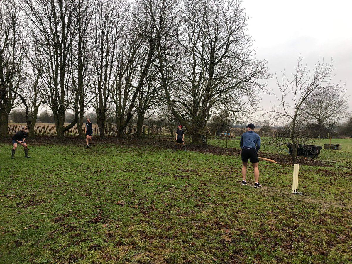 GardenCricketer's tweet photo. Close of play for today. A good run out on Day 1. @Joe_Crawley ends on top for the day, reaching 50 from just 38 deliveries after recovering from a -10 for dropping a sitter off Booth. #GotHimNextBallAnyway #JustBloodyDiveOnTheFloorMike https://t.co/vaGbfXWYQo