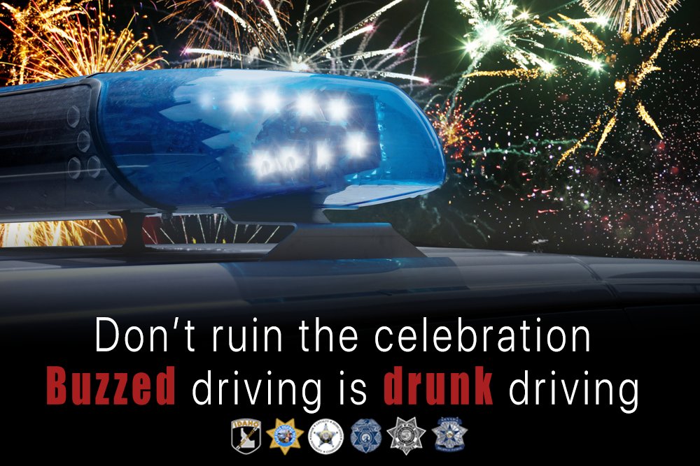 ORStatePolice's tweet photo. Make it to the #NewYear by getting home safely tonight &amp; every night. Stay sober, designate a driver or call a for a ride - if you feel different, you drive different.  

🎆Happy New Year!🎆

#DriveSafe #DriveSober #WesternStatesCoalition https://t.co/CtkGhvvNFF