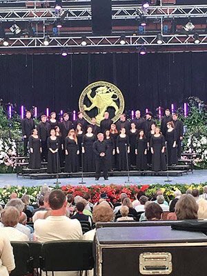 ETSUPrez's tweet photo. Our @etsumusic Department has had a great year! Last summer, they won the Youth and Adult Folk Song Choir categories in the Llangollen International Musical Eisteddfod in Wales, UK and competed for Choir of the World! #PrezTop10 https://t.co/vCNMMgvLbN