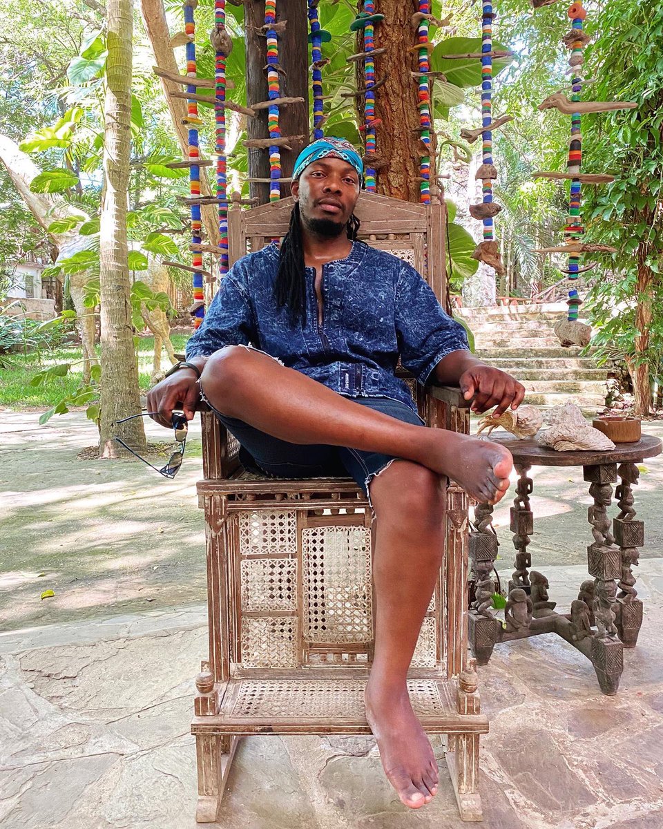 therealGnlzamba's tweet photo. #MUJJE 🌍🌴
https://t.co/dwA60KRIwj
#GNLZamba #NSIMBI ♾
@nsimbimusic 🔥🙌🏽 https://t.co/r8bMrW0xS9