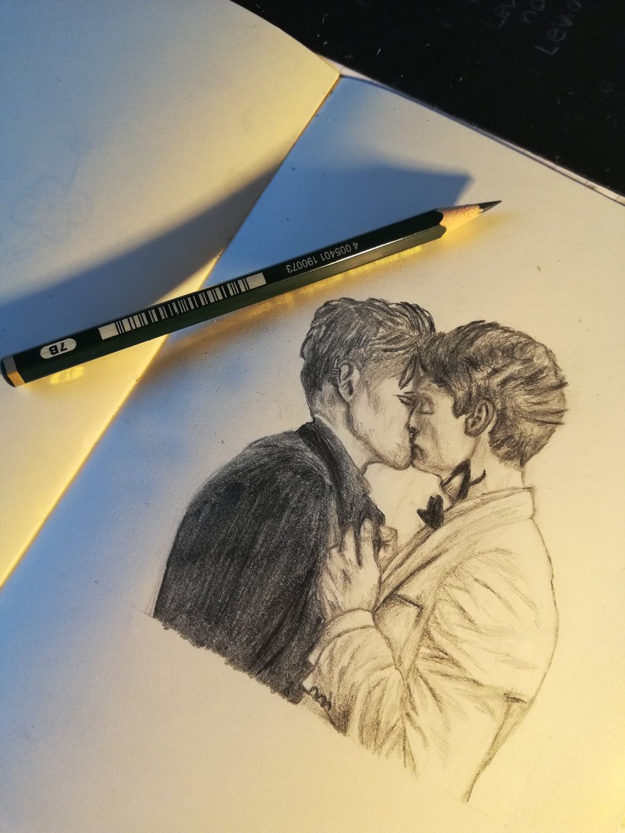 dilara1204's tweet photo. A little sketch of #malec from @ShadowhuntersTV ✨✏️

@HarryShumJr @MatthewDaddario https://t.co/r4E9xjClcZ