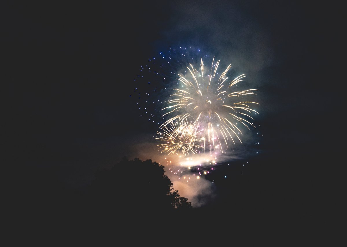 OnlyChillstep's tweet photo. Happy New x2 20 Year Chillstep Selection

Release: January 1st: [ 20:20 Moscow time (UTC +3) ]
Hope for your support guys after release
(Comment, like &amp; repost. U know 😌)

🎄🎄🎄

Cant w8 drop dat! https://t.co/q64j6KRGRP