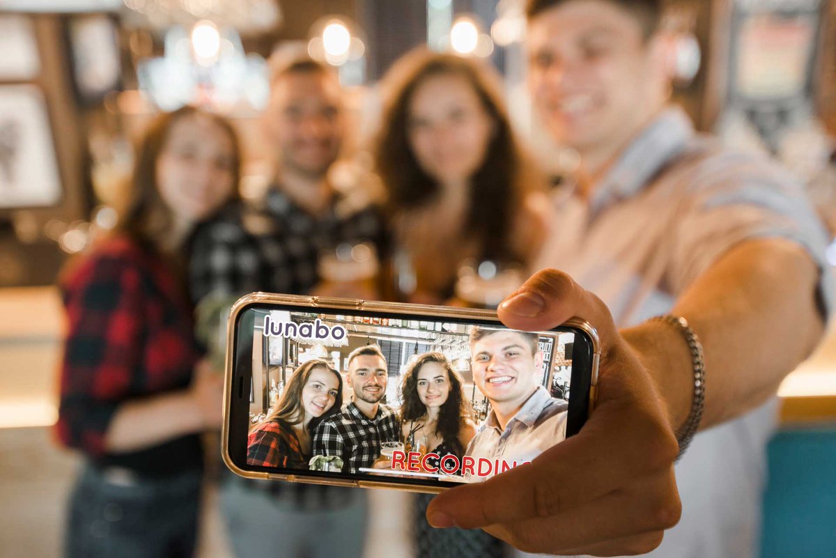 lunaboapp's tweet photo. Video montage your NYE fun and send to friends and family wherever they are! #NYE #videomontage #lunabo #2020 #videorecord #funtimes #party #friendsandfamily https://t.co/xSbFS0J0Rl