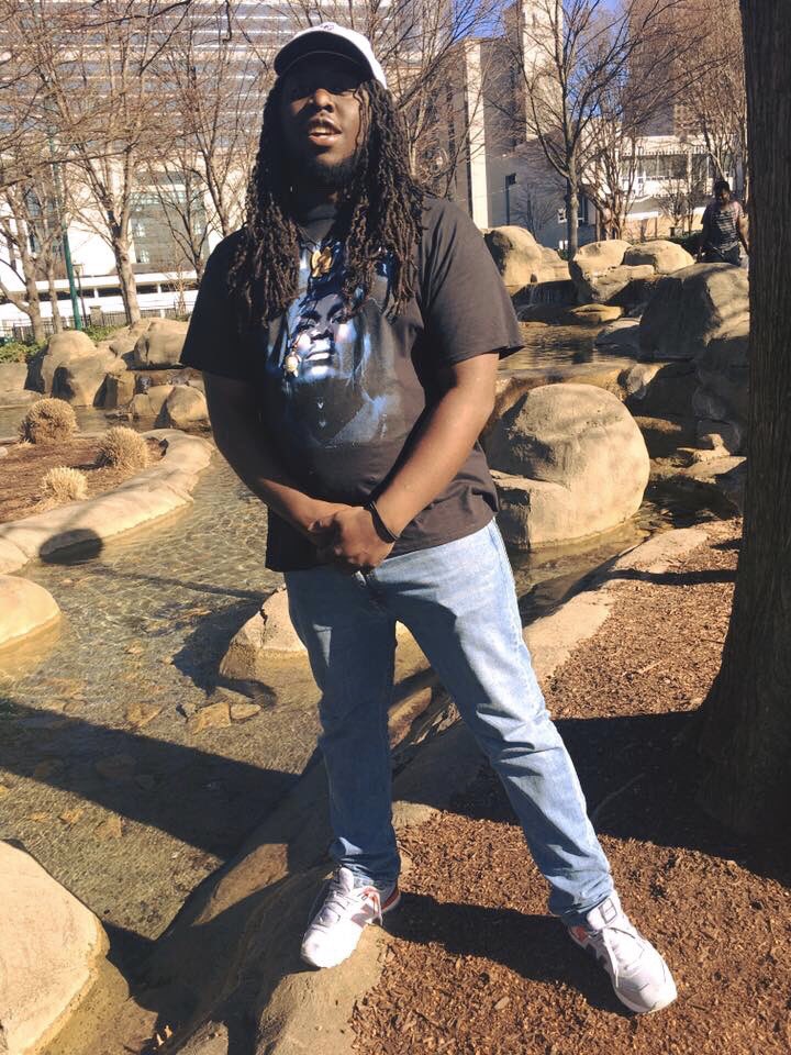 drock_dafool's tweet photo. Man yeah yea @Chef_BoyRSlimm can model. By check out these poses though ! Big Nigga season ! #FatModels https://t.co/n6zCTCG9II