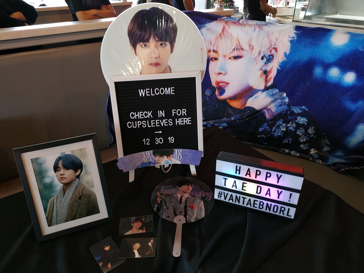 ChimmyTako's tweet photo. Now that I have a moment, thank you @sarangtae_pins & @95withlove for all your hard work & dedication in making our #vantaebnORL possible. Love you guys lots & thank you to everyone that came & the lovely pinmakers @SerendipityPar1 @pinkypromisepin @mxrmaiiiid @hopeblissly1! ๐ https://t.co/EAHJVaP464