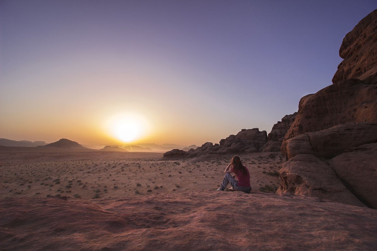 larose_desvents's tweet photo. Pour la dernière journée de l'année, un petit tour en #Jordanie ça vous dit? https://t.co/docO848Bw2 https://t.co/BzrjVw55X6