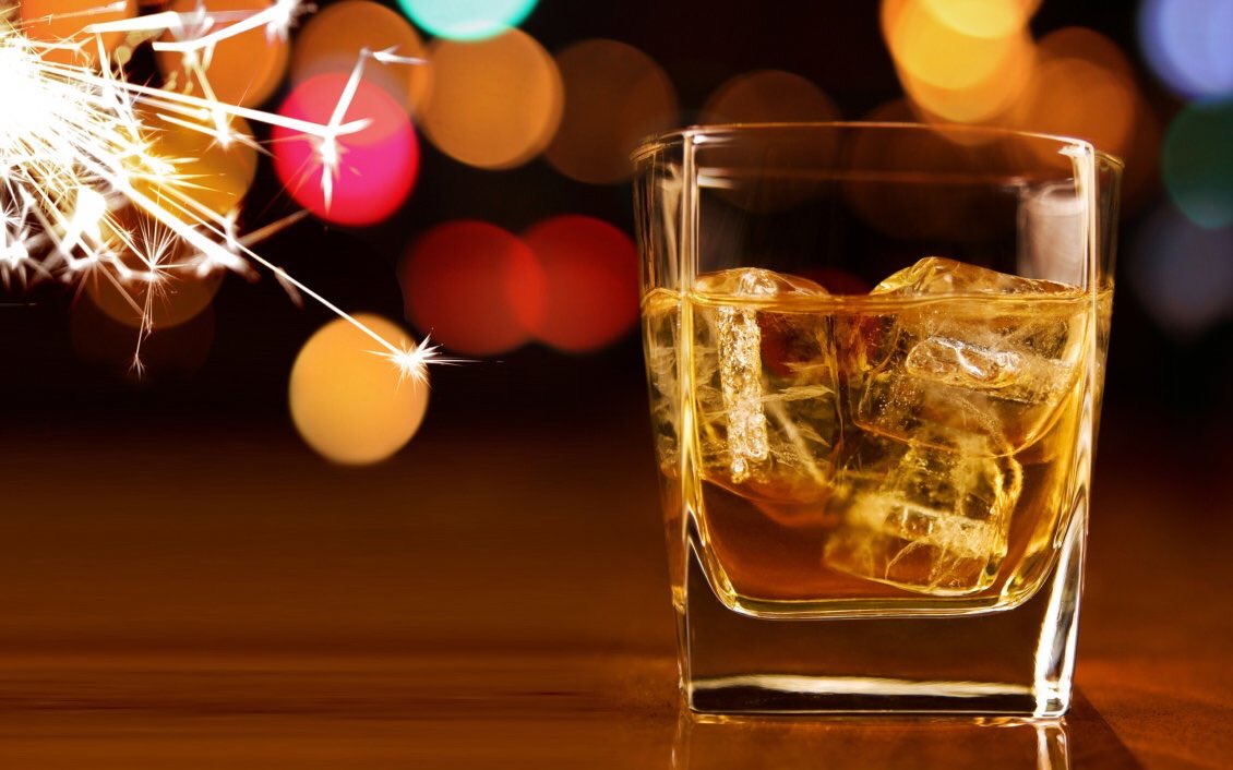 twitrnic's tweet photo. Happy New Year #whiskylog https://t.co/8Lv2VApinJ