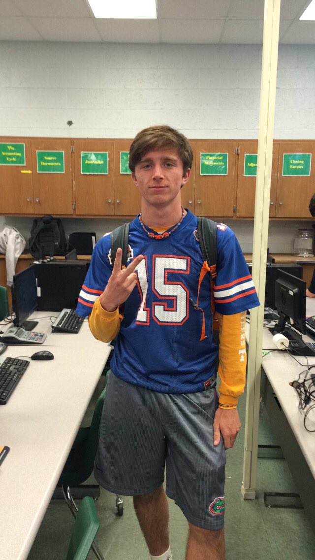 Patrick_Long11's tweet photo. Since today is the last day of the decade, let’s take a look back at all the times @bazetor14 thought Tennessee would beat Florida https://t.co/MTxRctf8hO