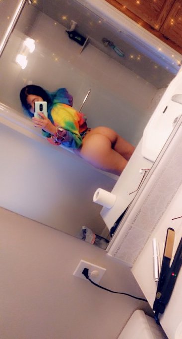 Come play with me daddy I'll be a good little kitten. I promise I'll please you daddy. Help me get to<a href="/tag/horny"class="tags"><span>#horny</span></a><a href="/tag/nsfw"class="tags"><span>#nsfw</span></a><a href="/tag/sexting"class="tags"><span>#sexting</span></a><a href="/tag/submissiveslut"class="tags"><span>#submissiveslut</span></a><a href="/tag/ddlg"class="tags"><span>#ddlg</span></a><a href="/tag/daddykink"class="tags"><span>#daddykink</span></a>