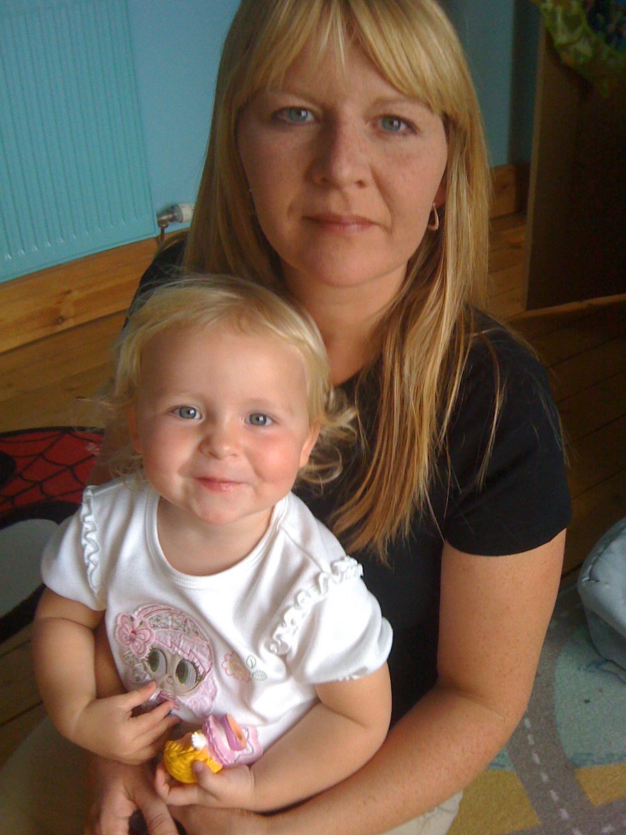 ChristinaLivsy's tweet photo. #10yearchallenege Most scary part is looking at the 2010 pictures!! 😱Honestly, never worries me about getting 10 years older because so many are denied the privilege!! #meandmygirl #EndOfTheDecade #startofanew https://t.co/OUbxgIoQzL