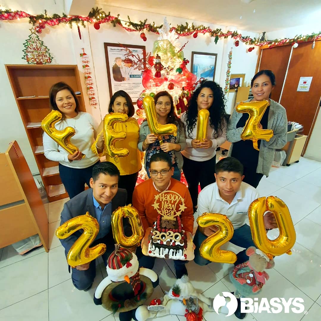 BioadvancedS's tweet image. Feliz año nuevo 2020 
Les desea todo el equipo de Biasys  🥳🎊🧫🧪🧬🔬🧬