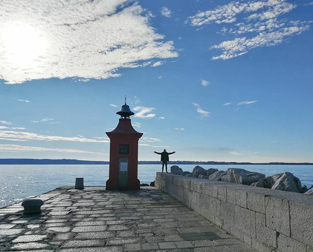MarcoTaglia90's tweet photo. Reset🚀
#living_europe #ig_slovenia #instapic #sea #mare #pirano #portoroz #liveauthentic #exploremore #slovenia #sole #buonanno #2020 #happynewyear https://t.co/gWeJVa8Ky4 https://t.co/k2nlFdqEg8