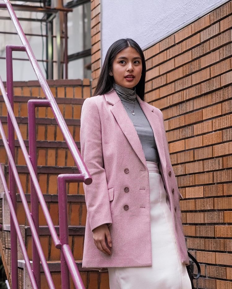 binispage's tweet photo. Gabbi Garcia pa rin ngayong 2020💚 

Happy New Year @gabbi!🎇🎆 https://t.co/sWkpU9W5eU