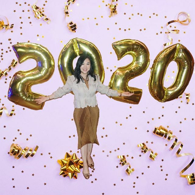 dindin's tweet image. Happy New Year!!
May all your 2020 be golden and bright 🌟🌟🌟 #2020 #happynewyear #hongkong #hk ift.tt/2rJ7Iqh