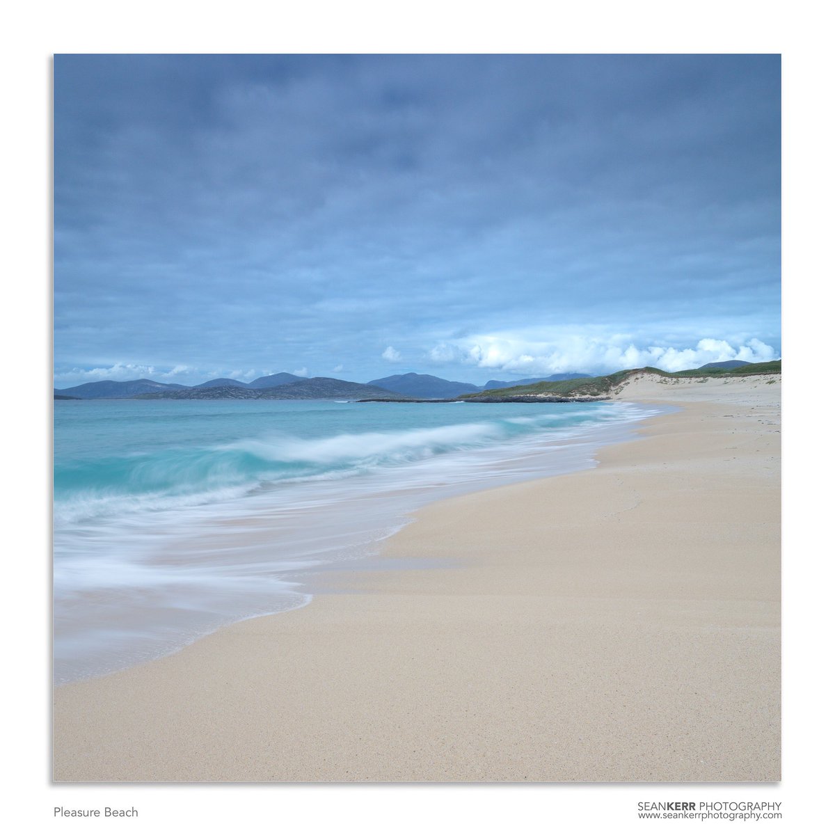 Scarista Beach on the #IsleofHarris.
<a href="/TallaNaMara/">Talla Na Mara</a> @FormattHitech <a href="/CanonUKandIE/">Canon UK and Ireland</a> <a href="/ZEISSLenses/">ZEISS Camera Lenses</a>