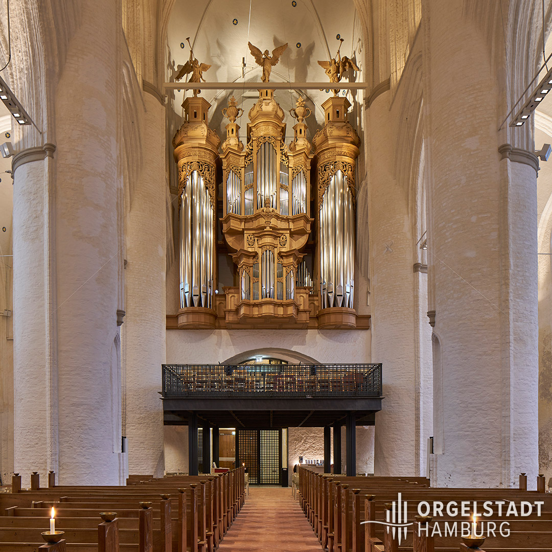 orgelstadthh's tweet photo. Als vorgezogenes Silvesterfeuerwerk kommen hier schwungweise noch einmal unsere Highlight-Orgeln

Hauptkirche St. Katharinen
Hauptkirche St. Petri
Hauptkirche St. Michaelis
St. Marien-Dom

#orgel #orgeljahr #hamburg https://t.co/CmTHuqV496
