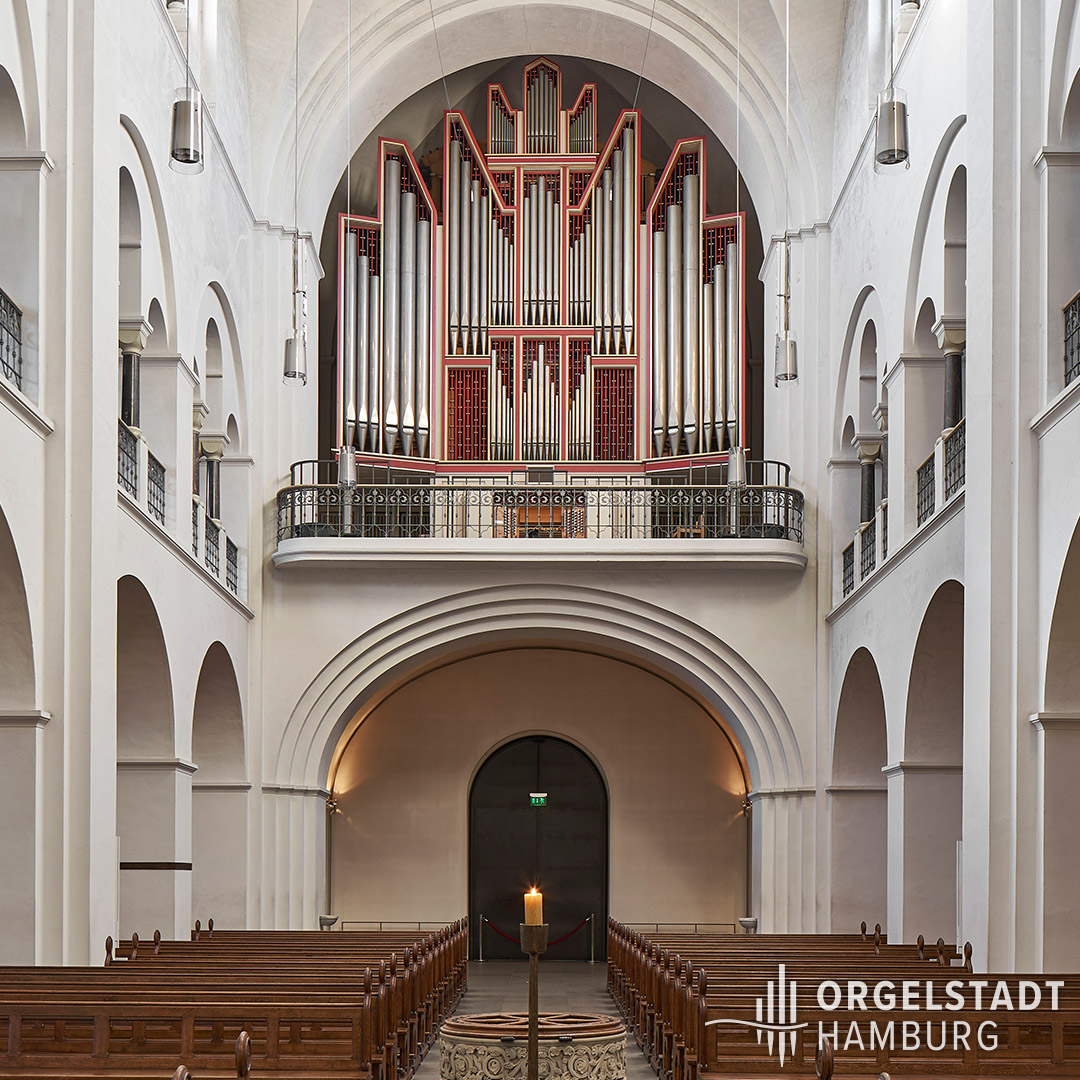 orgelstadthh's tweet photo. Als vorgezogenes Silvesterfeuerwerk kommen hier schwungweise noch einmal unsere Highlight-Orgeln

Hauptkirche St. Katharinen
Hauptkirche St. Petri
Hauptkirche St. Michaelis
St. Marien-Dom

#orgel #orgeljahr #hamburg https://t.co/CmTHuqV496