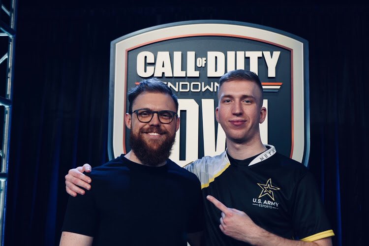 nelpyy's tweet photo. 2019 was a dream come true! Thank you to everyone!! Received Esports player award and met some cool people, here’s to 2020!! @CouRageJD @StoneMountain64 @ahhreggi https://t.co/8dn0V0rovo