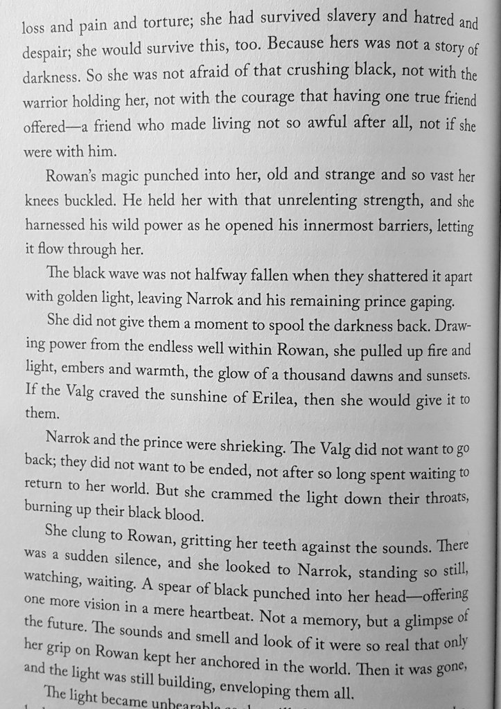 if rereading this book has shown me anything it's that THIS is how the dyad between ben and rey should've been.THIS IS HOW YOU WRITE A BOND BETWEEN SOULMATES.If a dyad makes people stronger, why was THIS not how palpatine met his end? Smh.