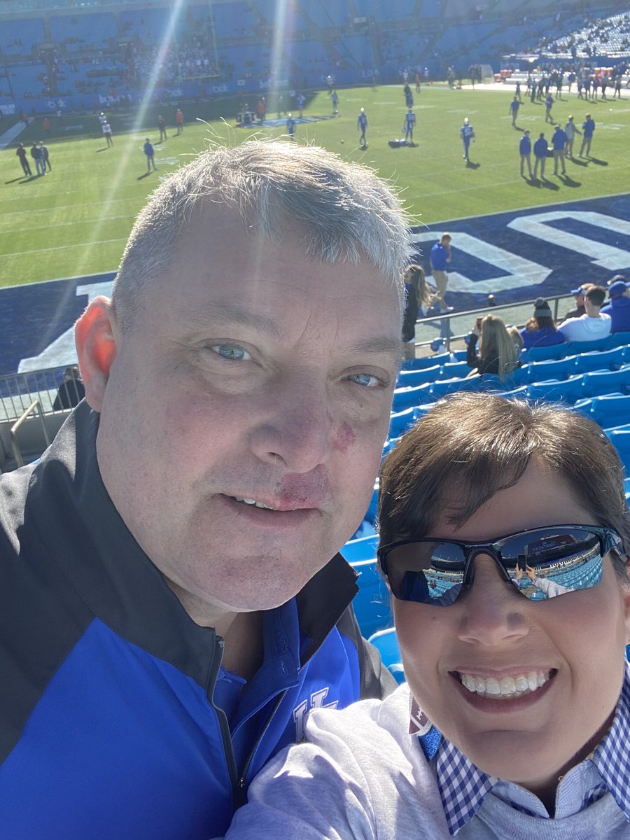 JenniferMaggar2's tweet photo. Go CATS! @FredMaggard610 #belkbowl https://t.co/2V8HIlQe2W