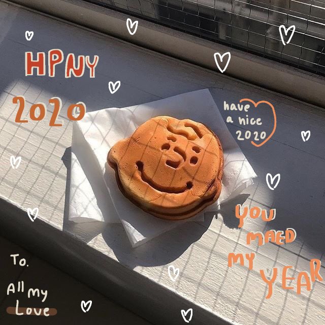 — 𝘁𝗼 𝗮𝗹𝗹 𝗺𝗮 𝗹𝘂𝘃 ♡🖍
2020 แล้วนะคับมุอ้วนทั้งหลาย ขอให้มุทุกคนมีความสุขกับปีใหม่มากๆ✨ ขอให้ปีนี้ได้กินแต่ของอร่อยๆ ได้นอนหลับพักผ่อนเยอะๆ 🧸 ขอให้ได้รับความรักจากคนรอบข้างเยอะๆ และ’อยู่ด้วยกันนานๆนะค้าบเทอ’ 🕯✨ 𝗛𝗮𝗽𝗽𝘆 𝗡𝗲𝘄 𝗬𝗲𝗮𝗿 ♡