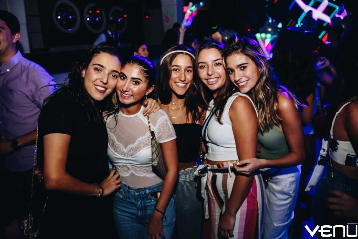 The FINAL Countdown is Almost Here, Hurry and Get Your Tickets Now! ✨
✖️
#Venu #Boston #VenuBoston #VenuNightclub #Pasha #PashaBoston #VIP #Nightlife #BottleService #Dance #Party #HipHop #Trap #Latin #EDM #Music #Weekend #BosFeed #IGBoston #December #Clubbing #NYE