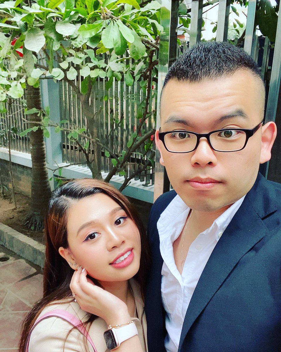 VindicatedAU's tweet photo. happy new year 🐷 #2020 https://t.co/1YVGBUzquU