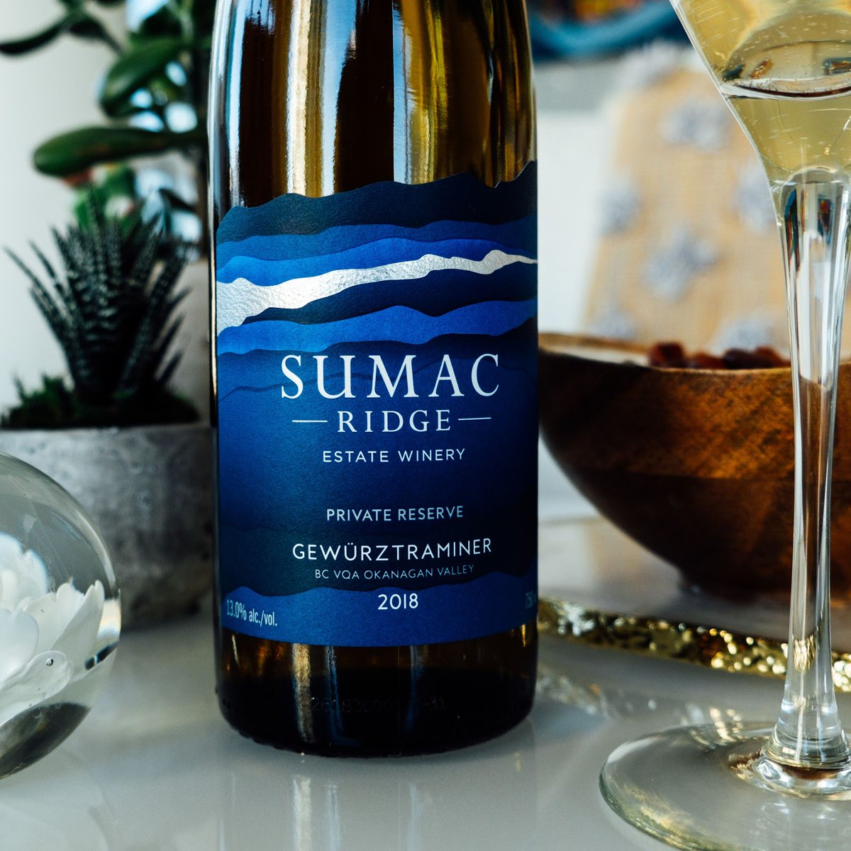 What are you serving this New Year’s Eve? Our Gewürztraminer is both sweet and spicy, and adds something special to any celebration ✨