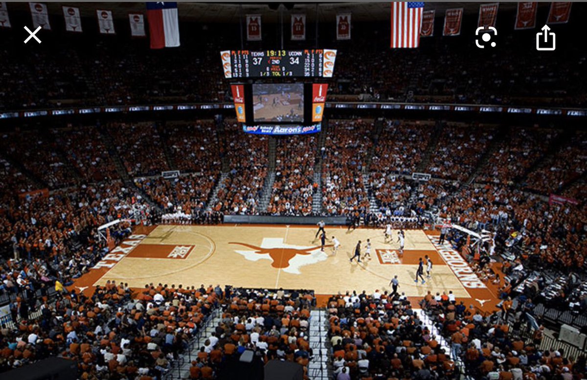 Extremely blessed to receive an offer from Coach Smart and The University of Texas! #GoLonghorns 🧡🤍