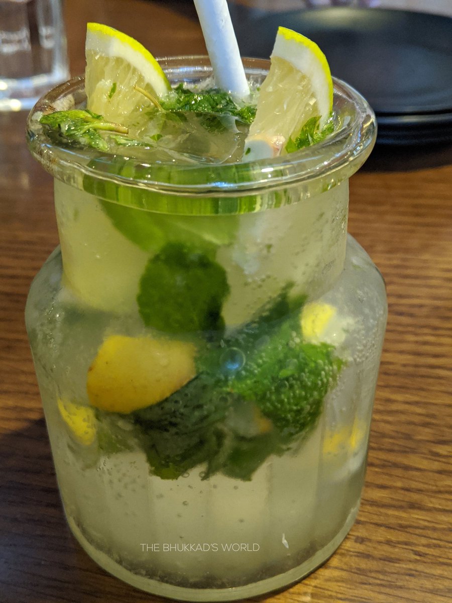 May your new year be as refreshing &amp; energizing as this drink🍹🎉

In pic 📸 Mojito <a href="/coffeeculturein/">Coffee Culture</a>

#drinksdrinksdrinks #drink #drinks🍹 #drinkspiration #mojito #mojitos🍹 #mojitoday #mohitolovers #mohitolovers🍓🍋 #mojito🍸 #mocktails #happynewyear #welcome2020 #newsyeareve